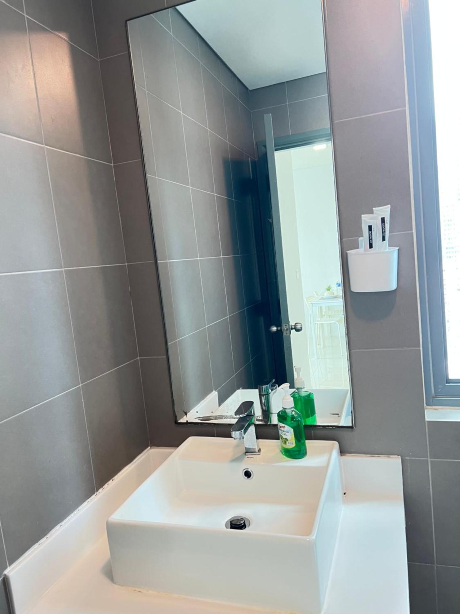 Summer Suites Victory House Kuala Lumpur Exterior photo
